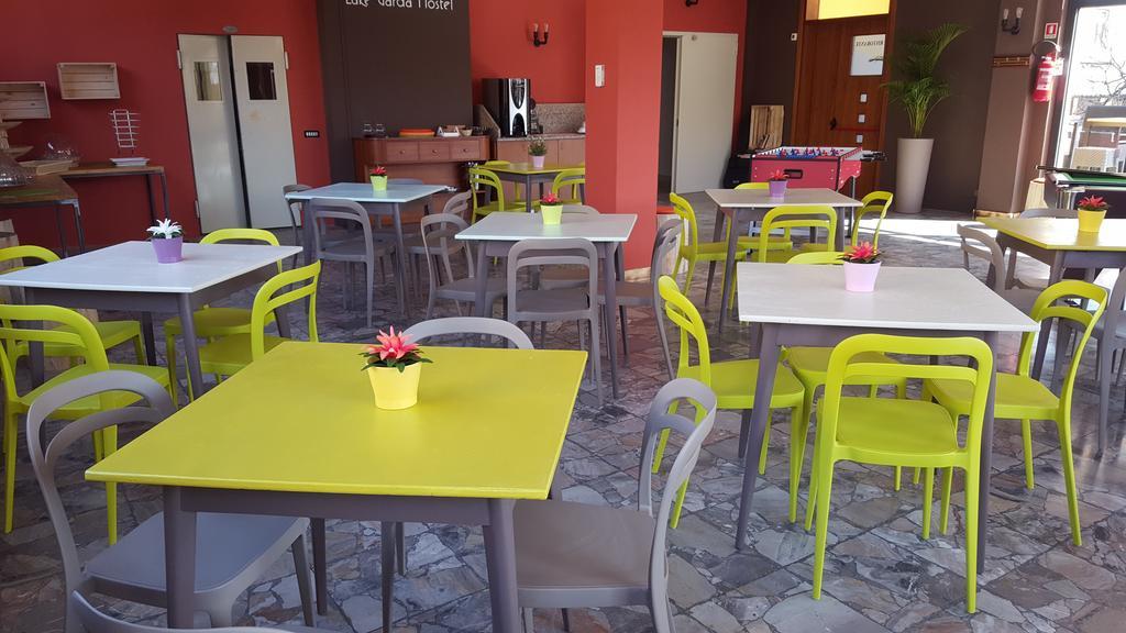 Lake Garda Hostel Salo Ngoại thất bức ảnh