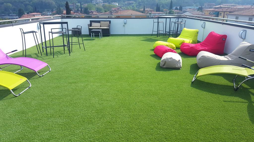 Lake Garda Hostel Salo Ngoại thất bức ảnh