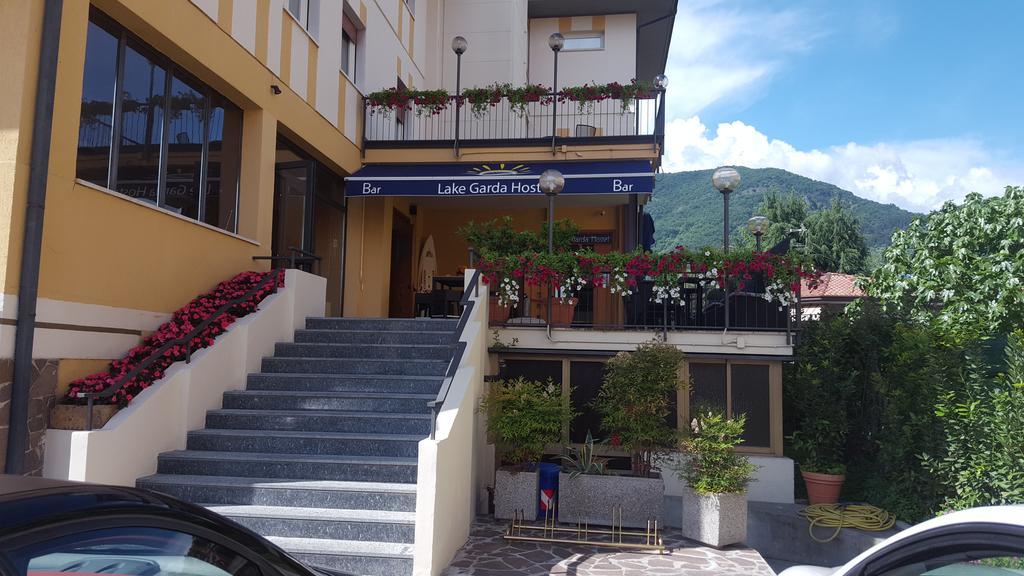Lake Garda Hostel Salo Ngoại thất bức ảnh