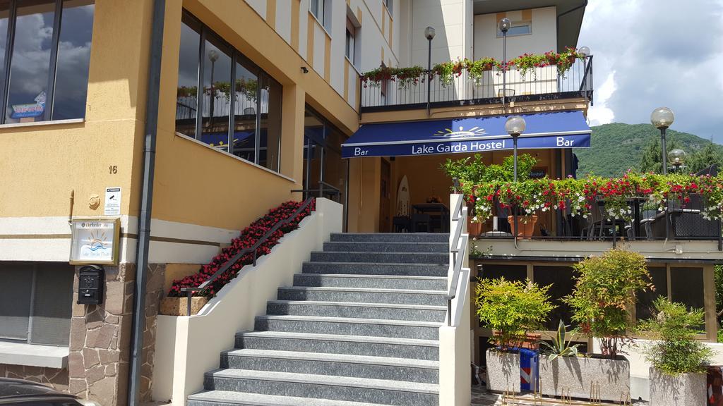 Lake Garda Hostel Salo Ngoại thất bức ảnh