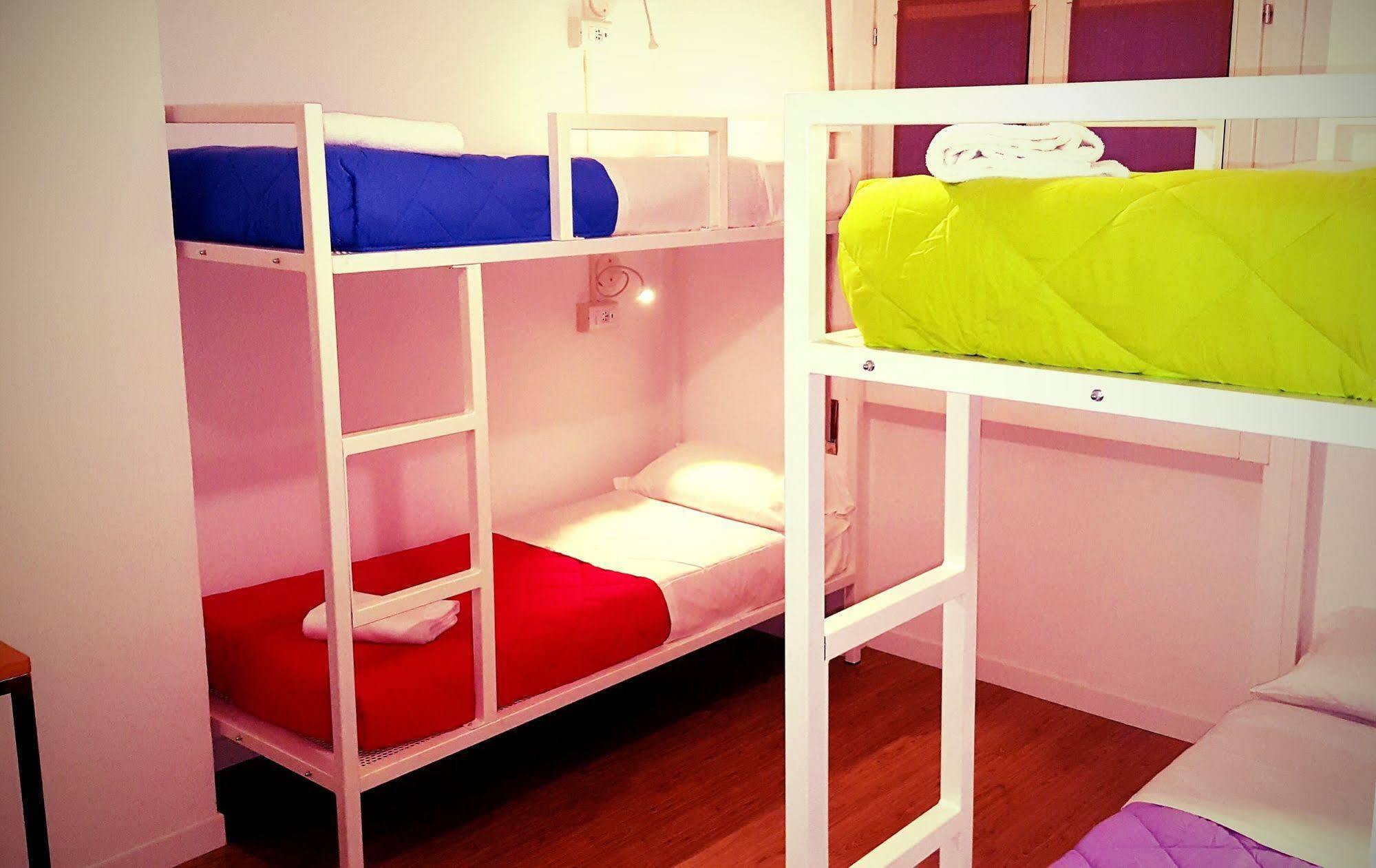 Lake Garda Hostel Salo Ngoại thất bức ảnh
