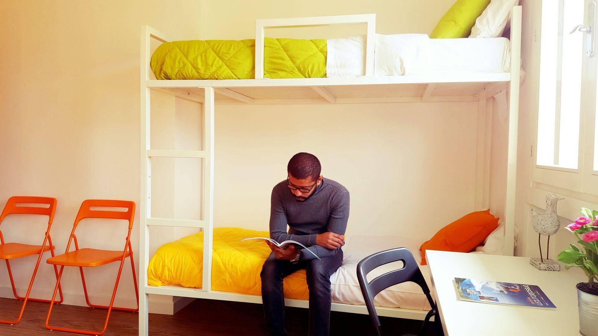 Lake Garda Hostel Salo Ngoại thất bức ảnh
